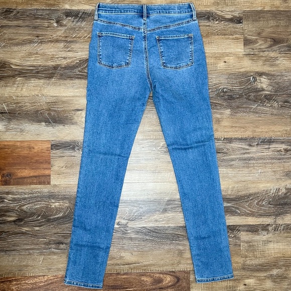 Old Navy Girls High Waisted Rockstar 360° Stretch Jeggings, Medium Wash, Size 14 - Picture 9 of 9
